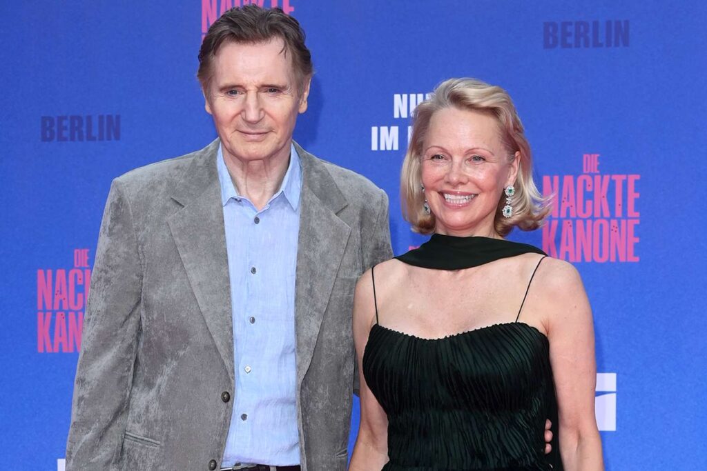 Pamela Anderson & Liam Neeson